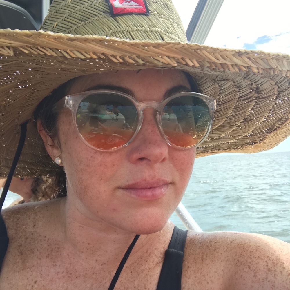 Meet your Posher, Adriana